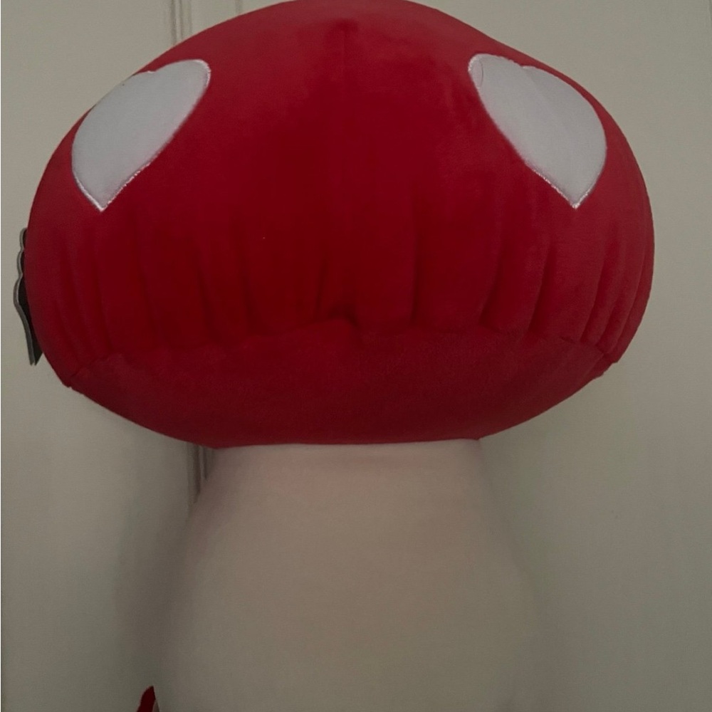 Play Right Hug me Heart Red Mushroom Plush Toy - Picture 2 of 2